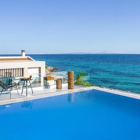Nerea Seafront Villa, A Pristine Retreat, By Thinkvilla Акротири Экстерьер фото